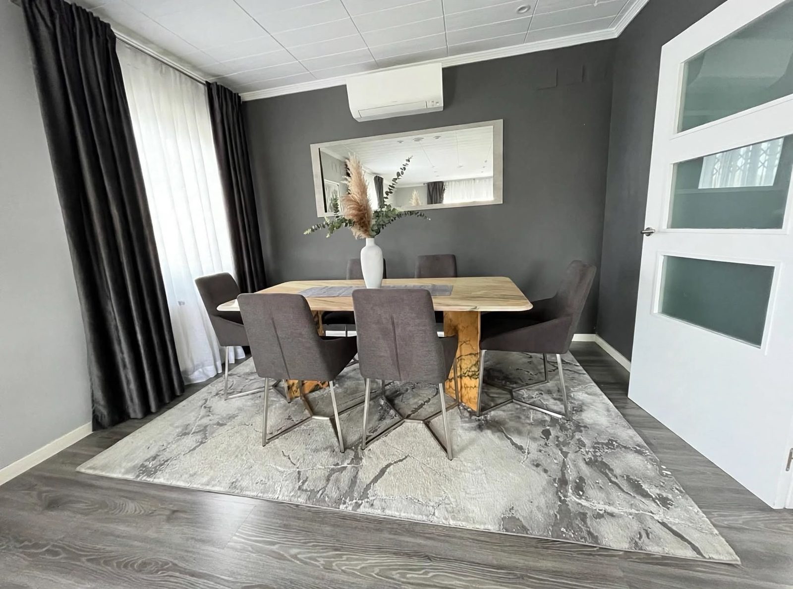 Comedor reformado por Koviclux en Barcelona